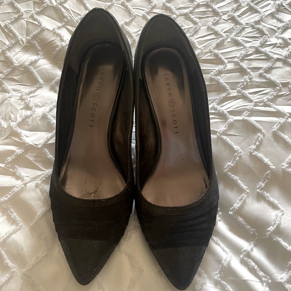 Karen Scott Shoes - Karen Scott Black Suede 2.5” Pointed Toe Heels